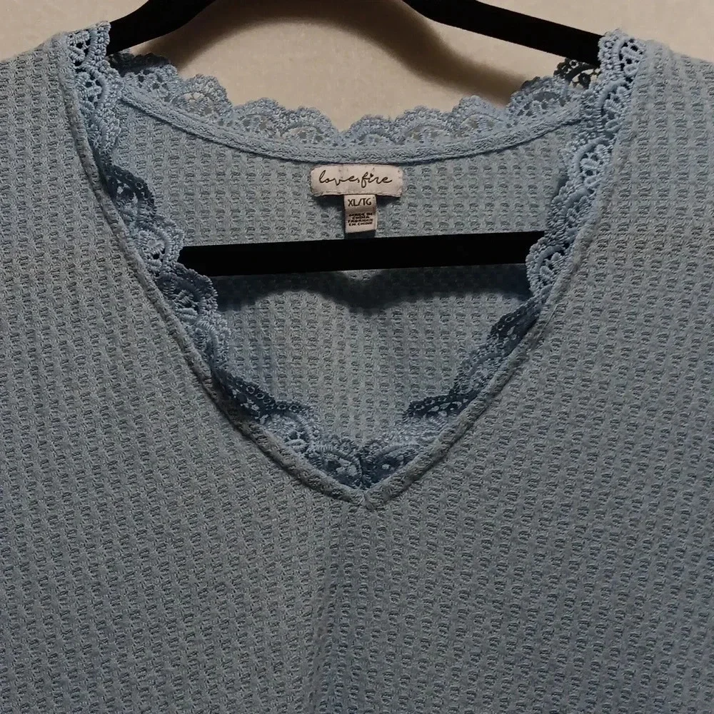 Womens XL Love Fire Baby Blue Babydoll Cropped Waffle Knit Crochet V Neck Top - Picture 2 of 8